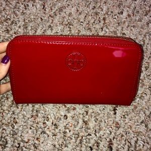 Tory Burch wallet